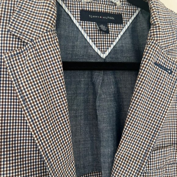 TOMMY HILFIGER